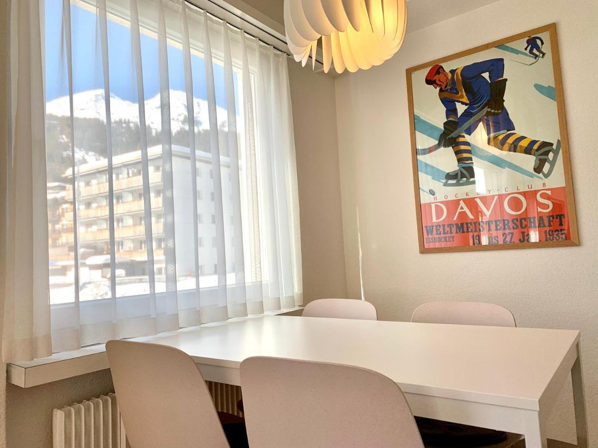 Holiday Apartment Bolgen - Close To Everything! Bolgen, Jakobshorn, Bus Stop, Train Station, Supermarket, Ski School, Ski Rentals, Restaurants And More! Ostrava Dış mekan fotoğraf