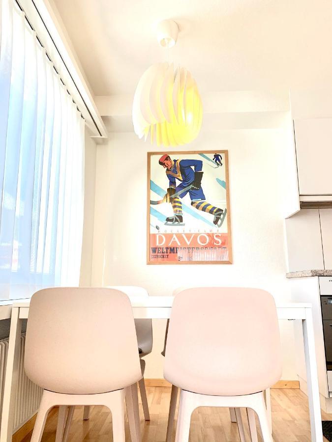 Holiday Apartment Bolgen - Close To Everything! Bolgen, Jakobshorn, Bus Stop, Train Station, Supermarket, Ski School, Ski Rentals, Restaurants And More! Ostrava Dış mekan fotoğraf