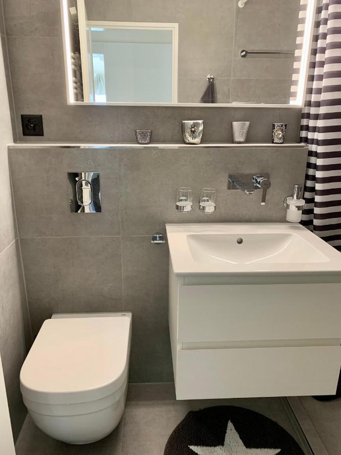 Holiday Apartment Bolgen - Close To Everything! Bolgen, Jakobshorn, Bus Stop, Train Station, Supermarket, Ski School, Ski Rentals, Restaurants And More! Ostrava Dış mekan fotoğraf