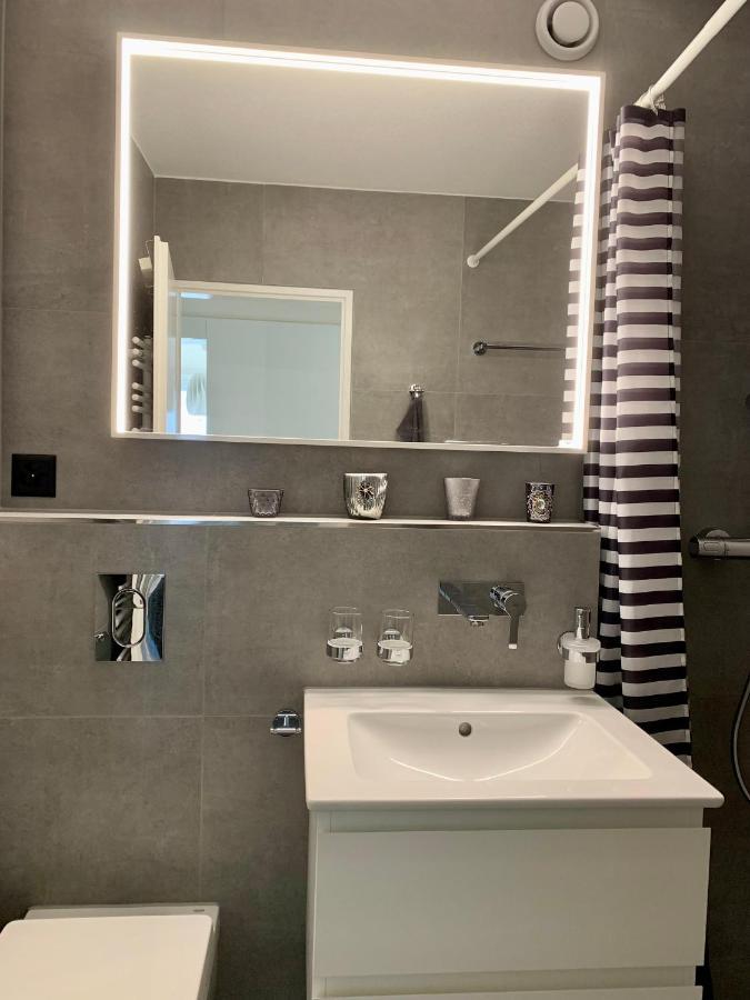 Holiday Apartment Bolgen - Close To Everything! Bolgen, Jakobshorn, Bus Stop, Train Station, Supermarket, Ski School, Ski Rentals, Restaurants And More! Ostrava Dış mekan fotoğraf
